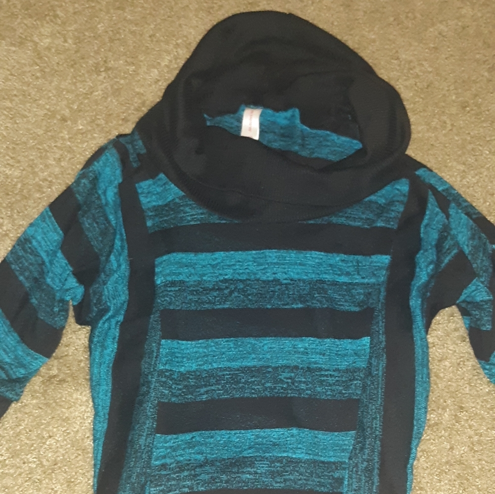Womens clothes 6 pieces $20